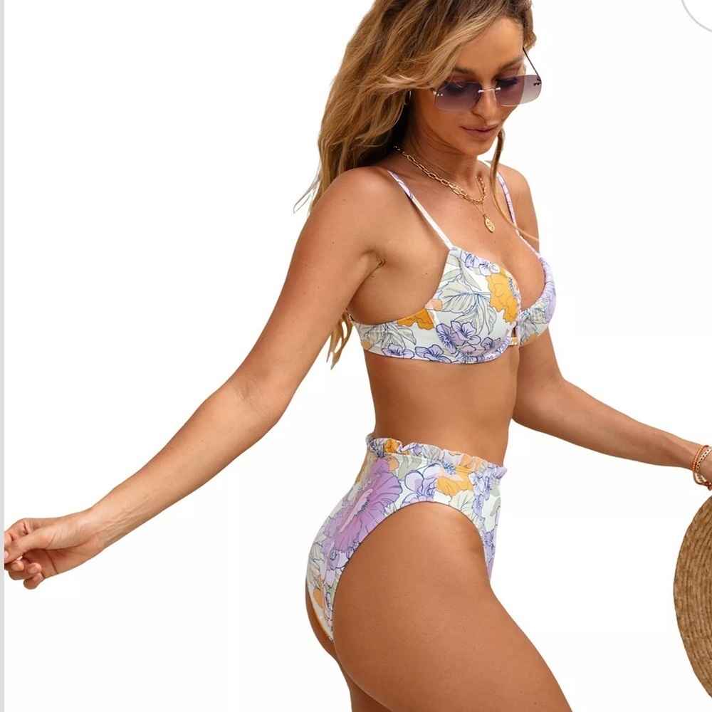 Women's Cupshe Floral Print Underwire Top & High Waist Cheeky Bikini Set Size XL - Picture 4 of 16